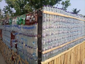 Article : Au Ghana, un mur contre la pollution plastique
